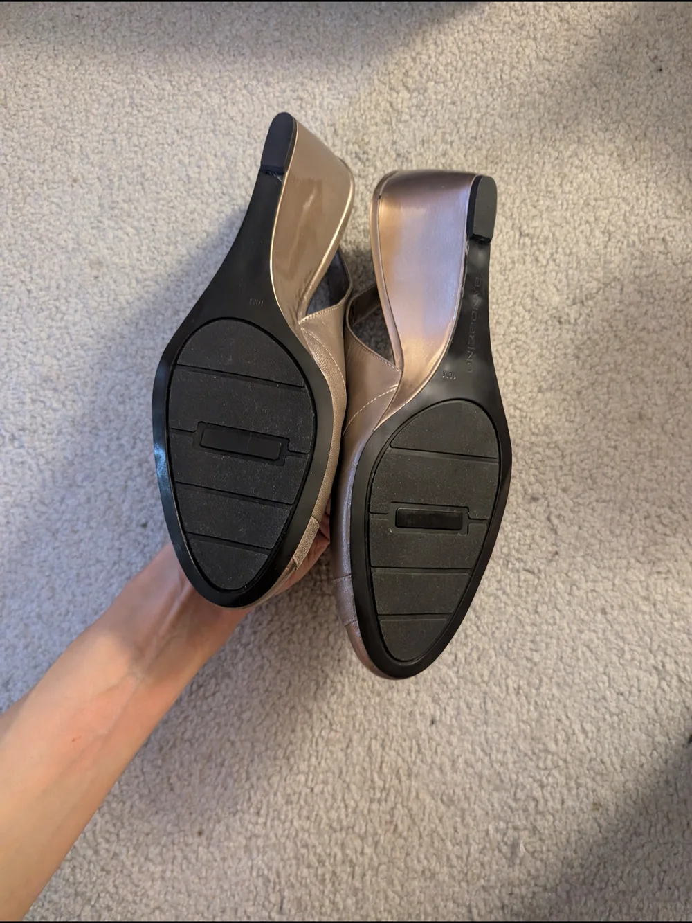 New Women’s BANDOLINO Slingback Peep-Toe Wedges In Copper
